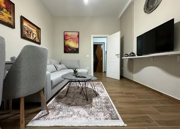 Ami Blloku Apartament